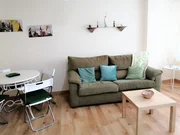 Se vende piso reformado, amueblado y con ascensor