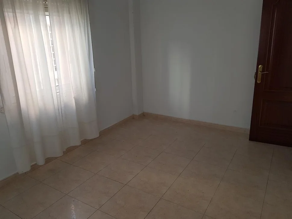 Piso en perfecto estado en narón