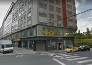 Se vende o alquila local de 800 metros en zona comercial en ultramar, ferrol