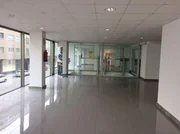 Se vende o alquila local de 800 metros en zona comercial en ultramar, ferrol