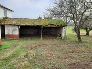 Casa de piedra para reformar con finca opcionable