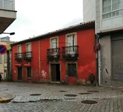 Vendemos casa de piedra para restaurar en puerto, ferrol