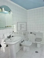 Vendemos casa de piedra para restaurar en puerto, ferrol