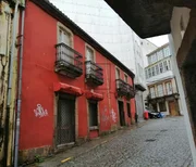Vendemos casa de piedra para restaurar en puerto, ferrol