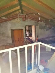 Vendemos casa de piedra para restaurar en puerto, ferrol