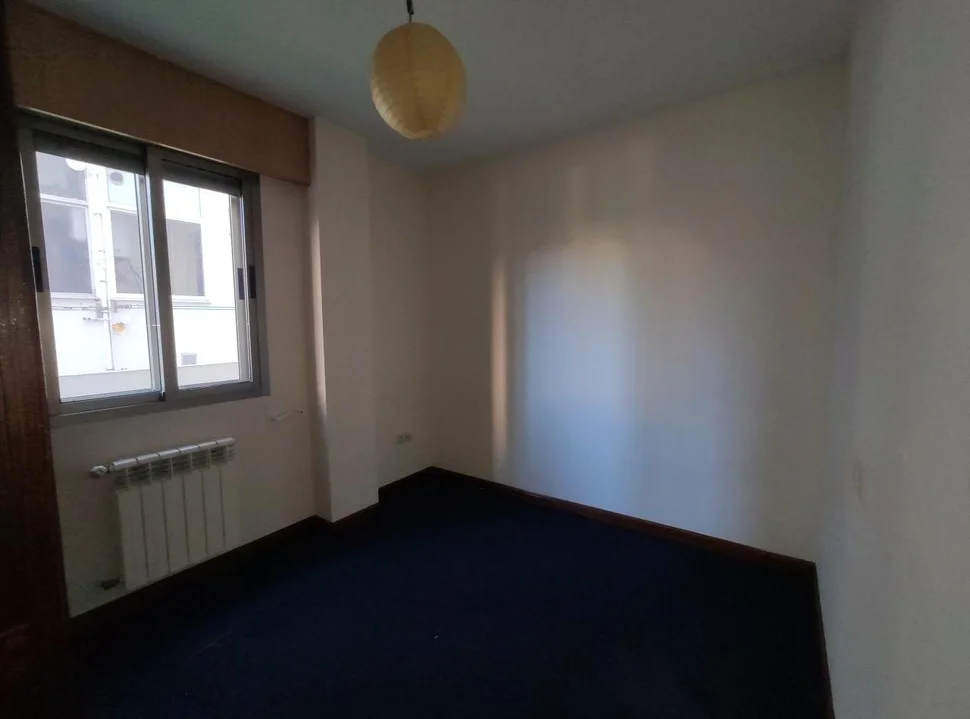 Se vende piso en la calle deporte (ferrol)