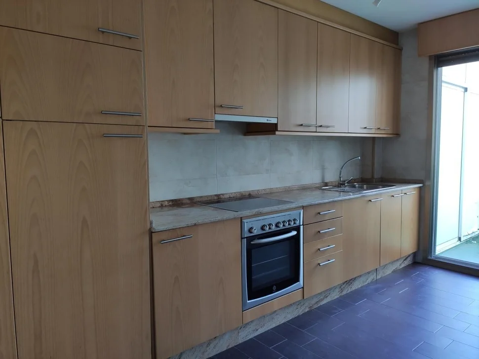 Se vende piso en la calle deporte (ferrol)