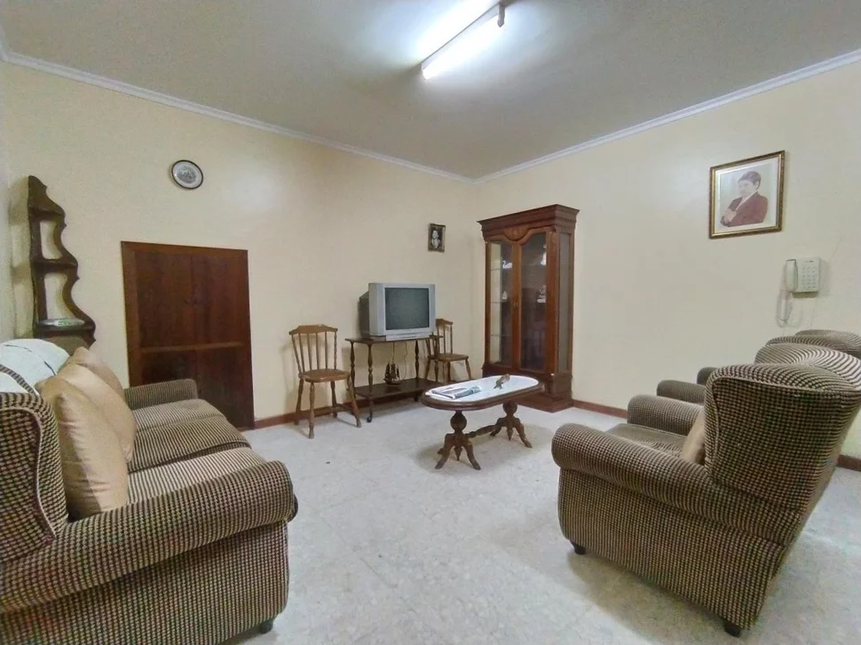 Casa adosada en el couto para reformar