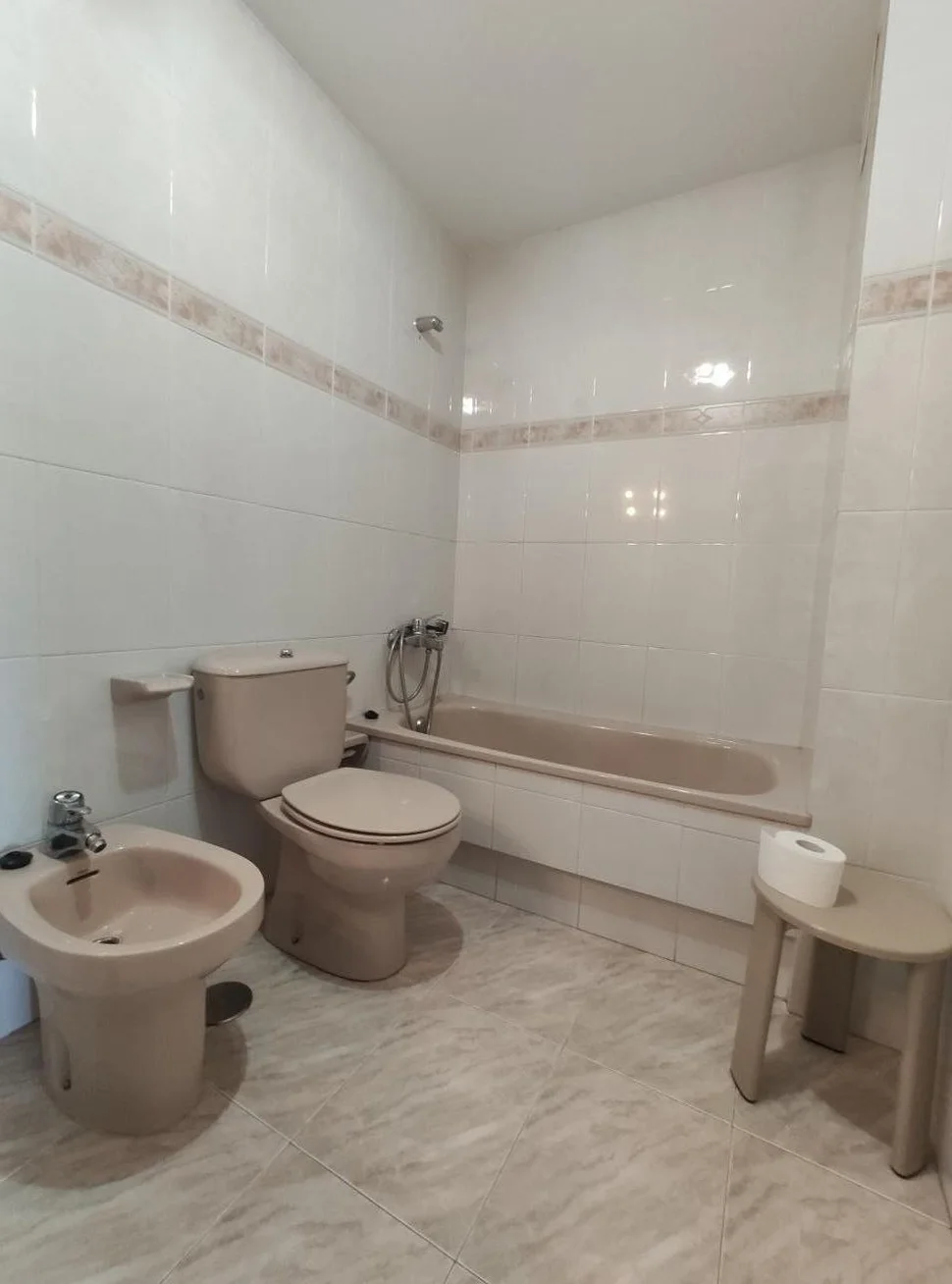 Se vende fabuloso piso en santa cecilia ( trastero, ascensor y garaje