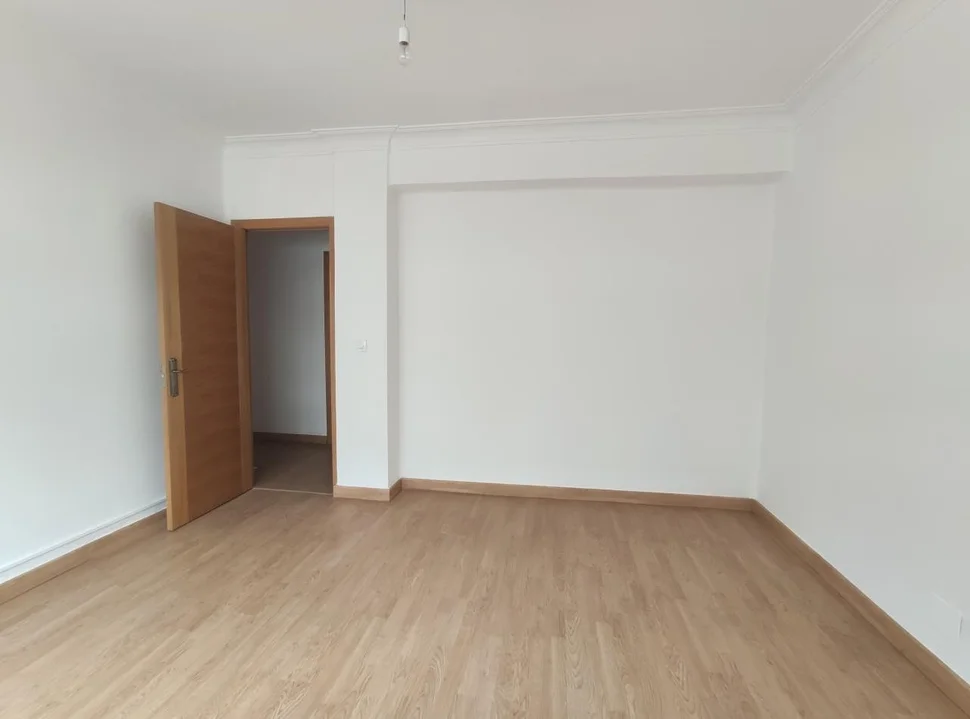 Se vende piso recientemente reformado a estrenar en ultramar