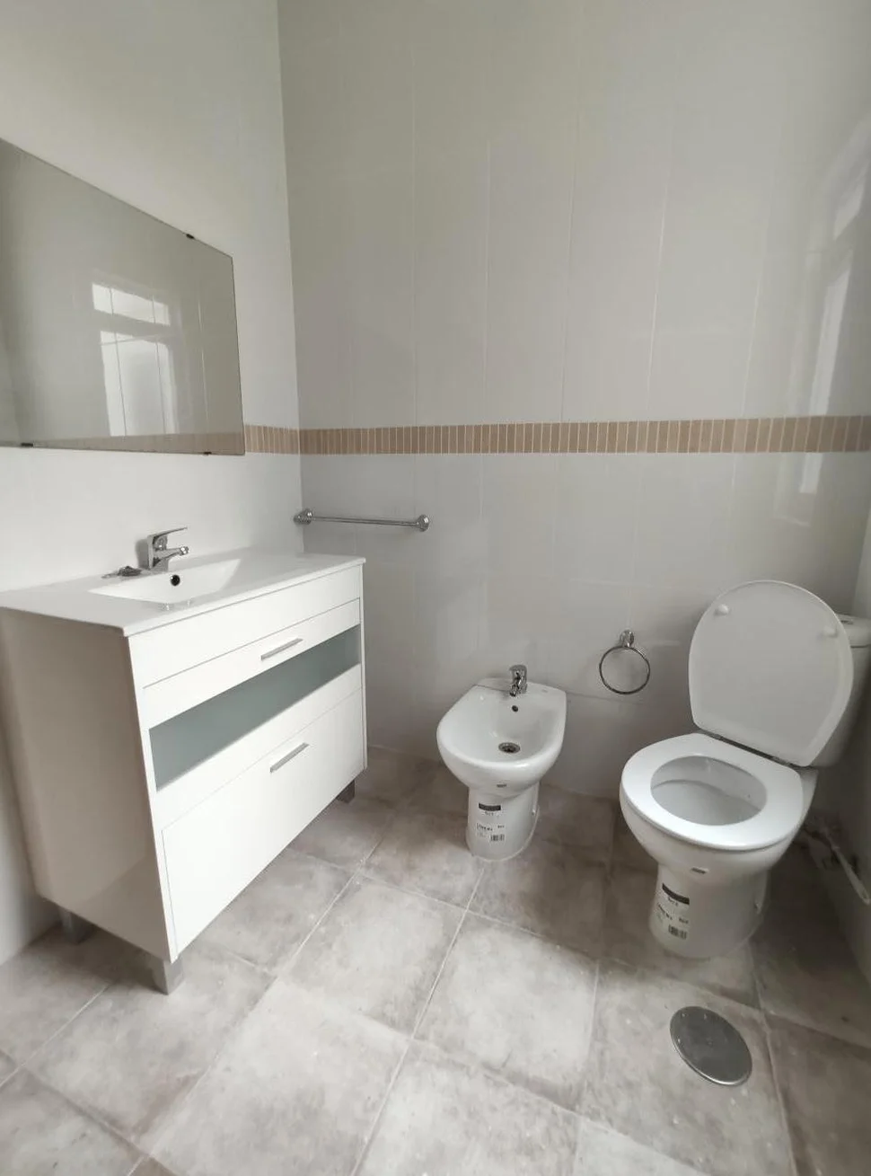 Se vende piso recientemente reformado a estrenar en ultramar