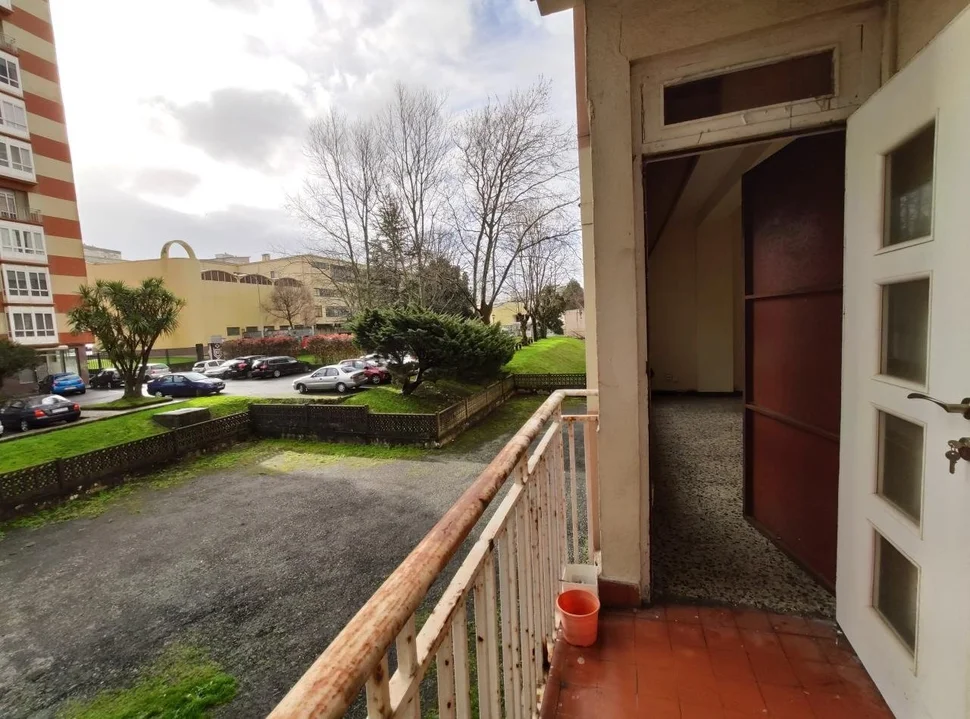 Se vende piso en la calle juan de austria (ferrol)