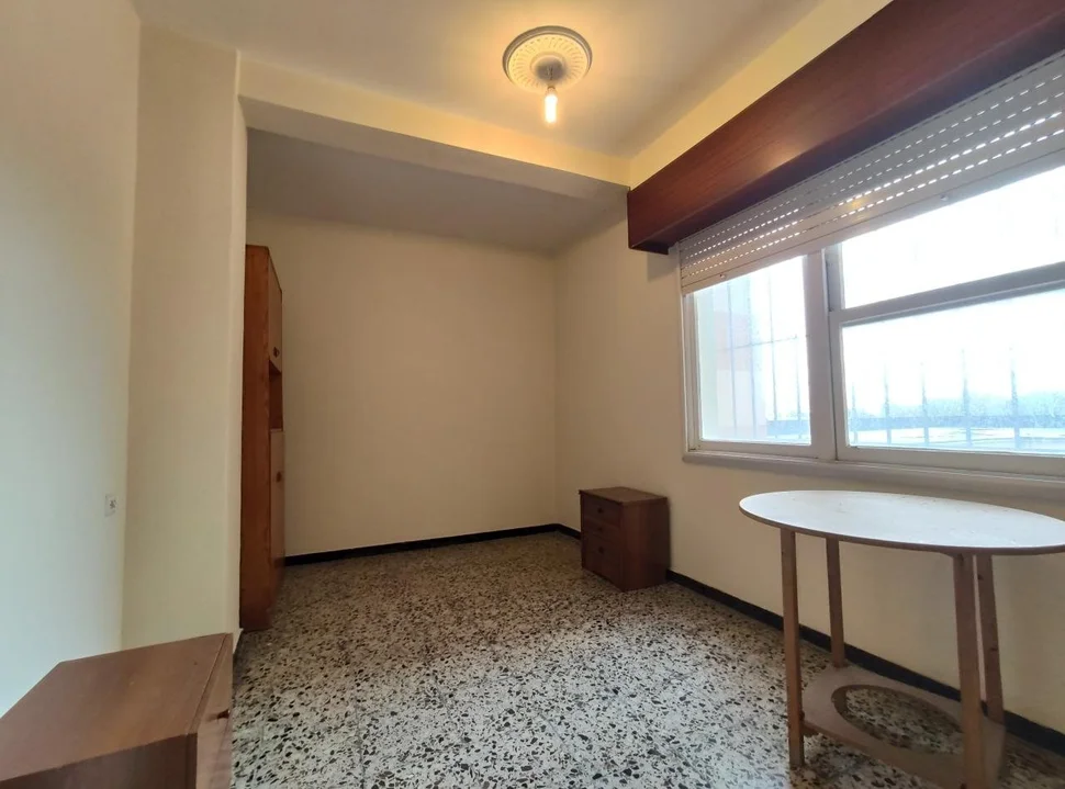 Se vende piso en la calle juan de austria (ferrol)