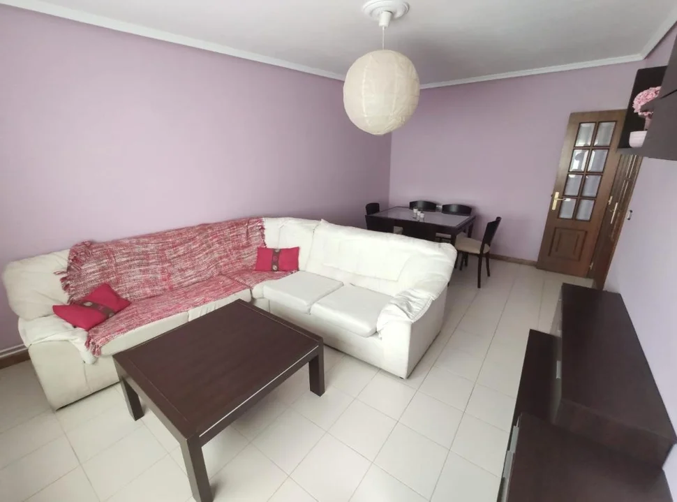 Se vende o alquila piso en la carretera de catabois (ferrol)