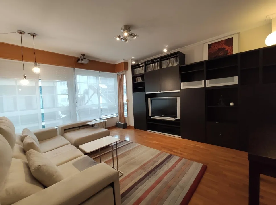 Se Vende Piso Luminoso en el Centro