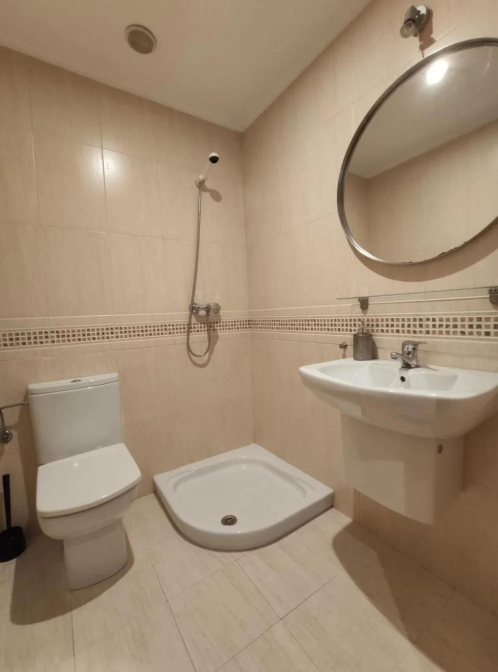 Se Vende Piso Luminoso en el Centro