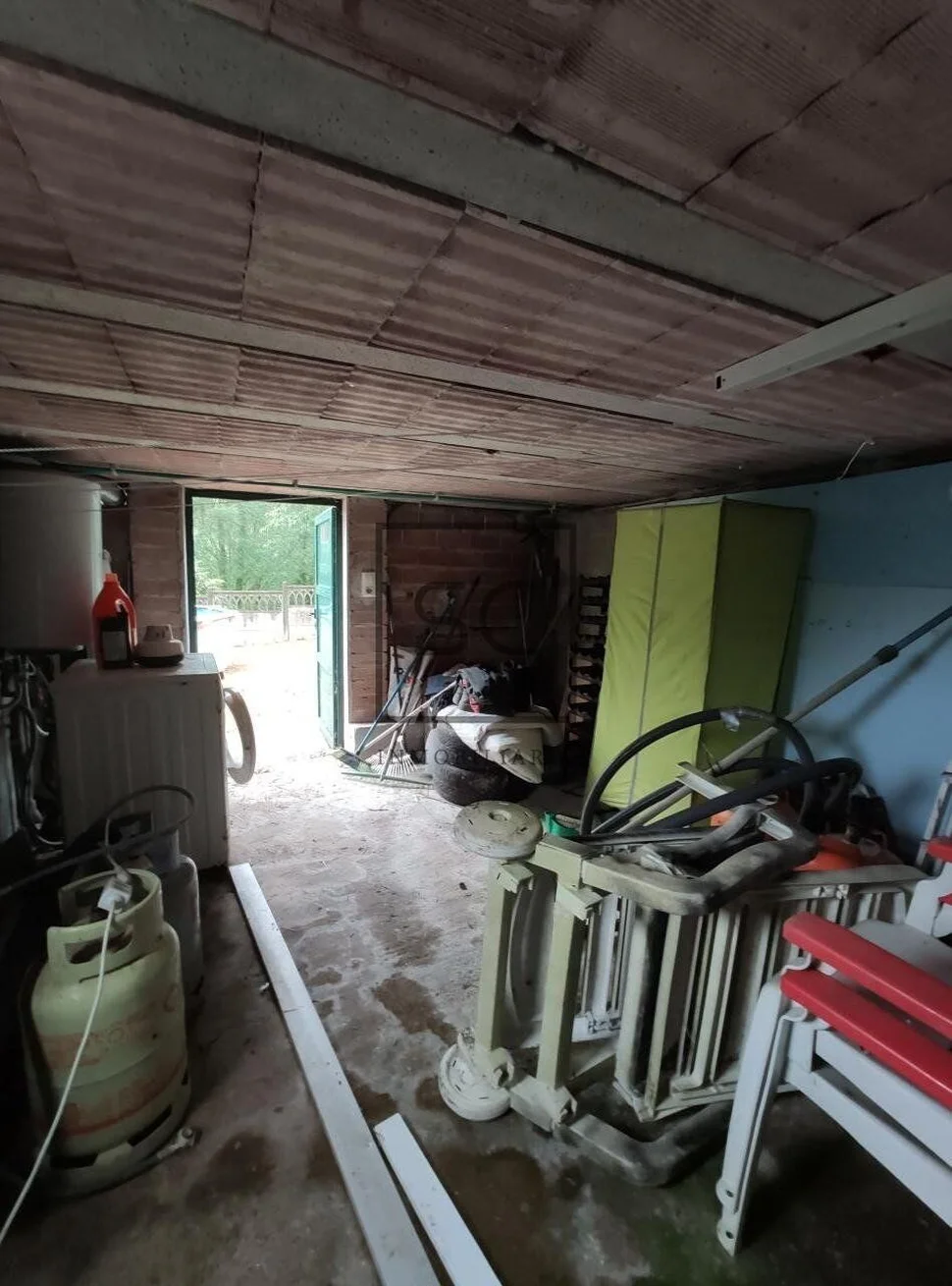 Se vende casa con piscina en pedroso en san saturino, san saruniño