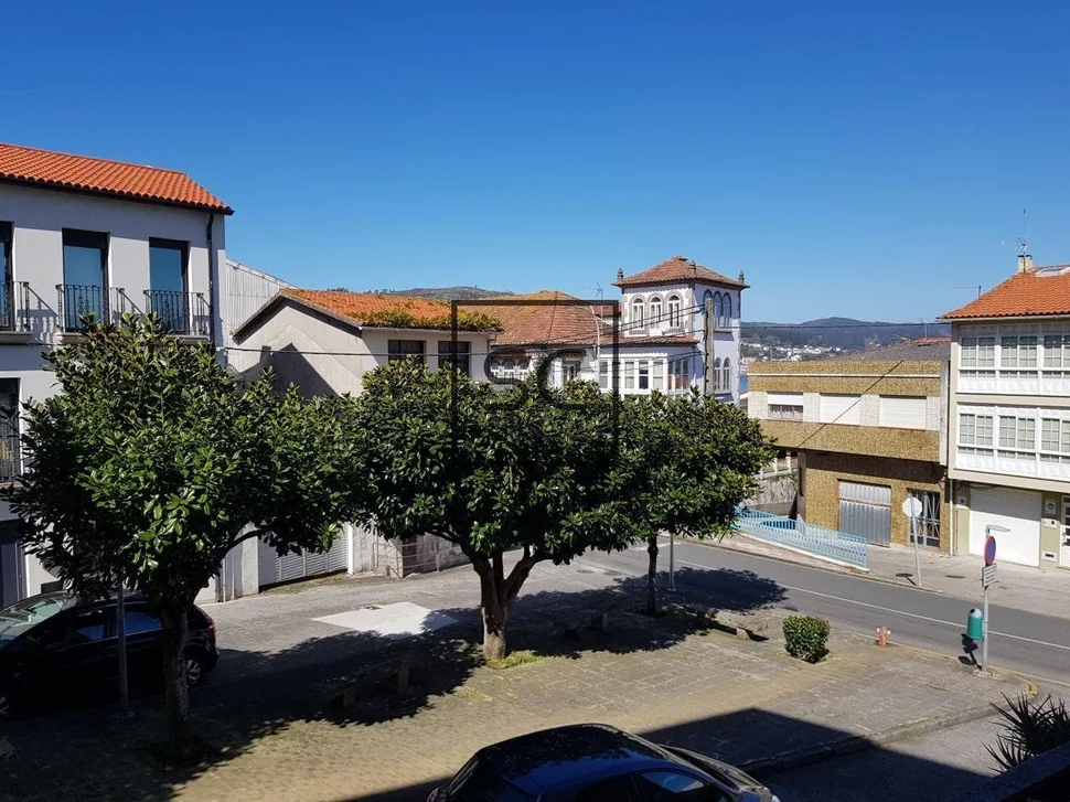 Dos viviendas en el centro de mugardos, mugardos