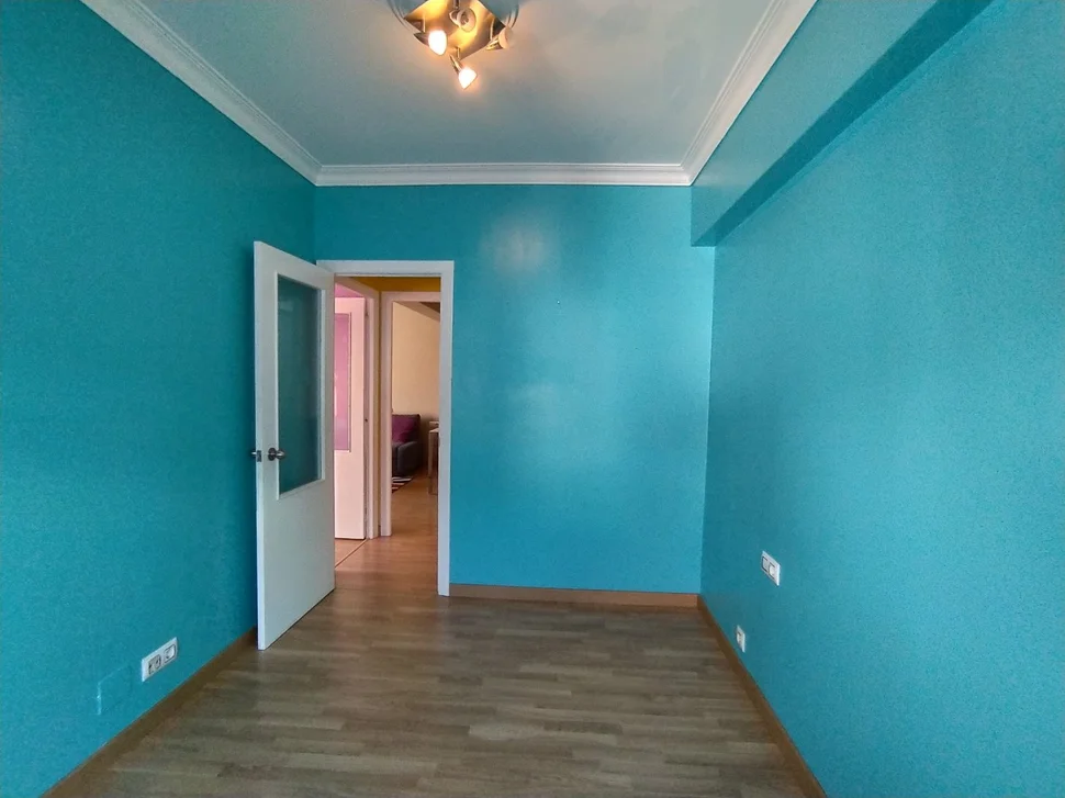 Se vende piso de 4 habitaciones en narón