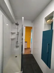 Se vende piso de 4 habitaciones en narón