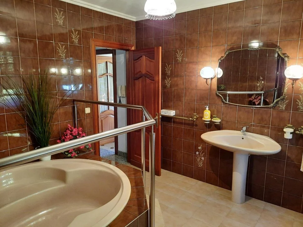 Magnífica vivienda unifamiliar en finca de buen tamaño en sedes, narón