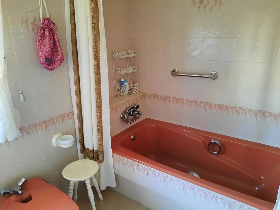 Magnífica vivienda unifamiliar en finca de buen tamaño en sedes, narón