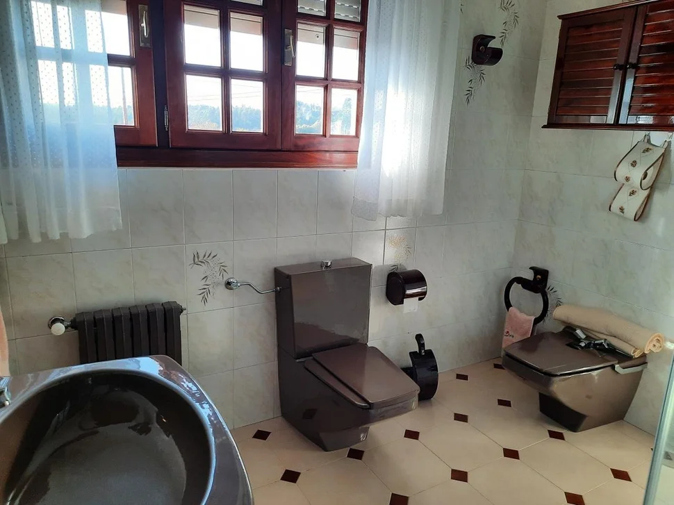 Magnífica vivienda unifamiliar en finca de buen tamaño en sedes, narón