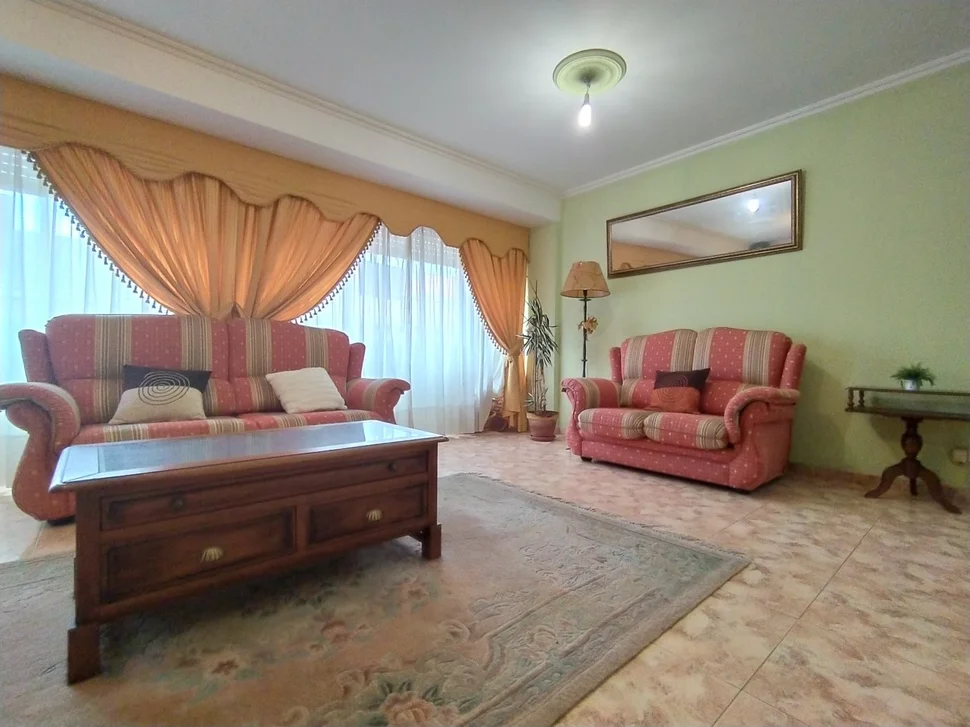 Se vende duplex con terraza en freixeiro