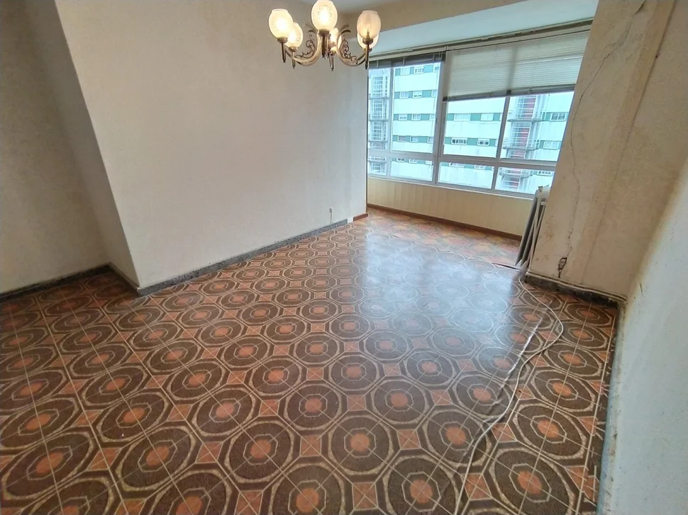 Se Vende Duplex Descendente para Reforma Integral (Caranza)