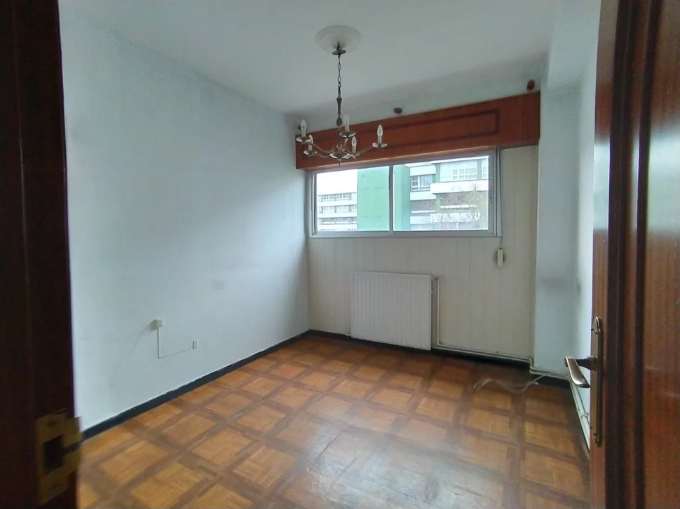Se Vende Duplex Descendente para Reforma Integral (Caranza)