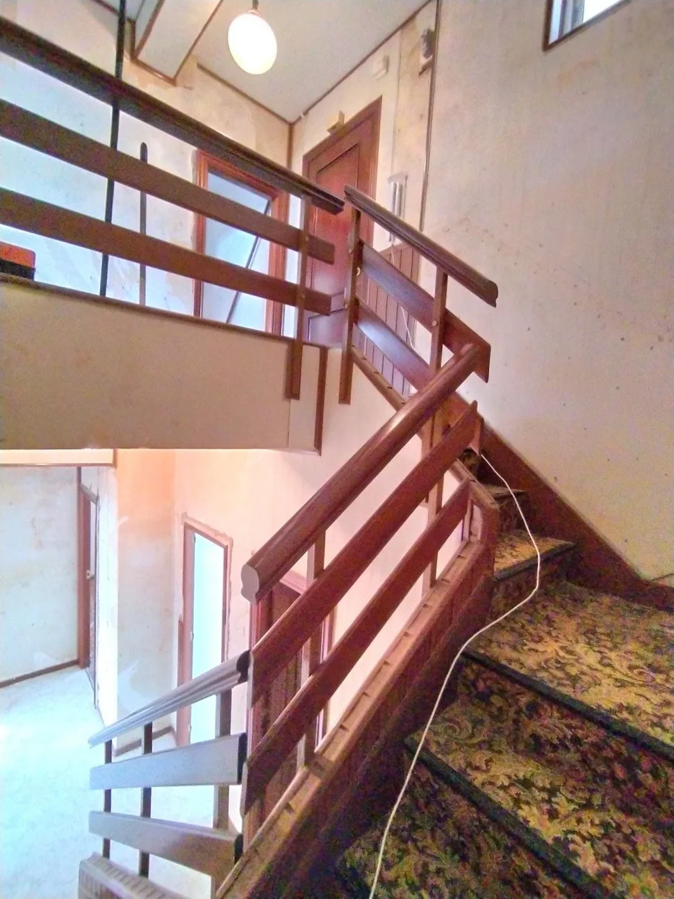 Se Vende Duplex Descendente para Reforma Integral (Caranza)