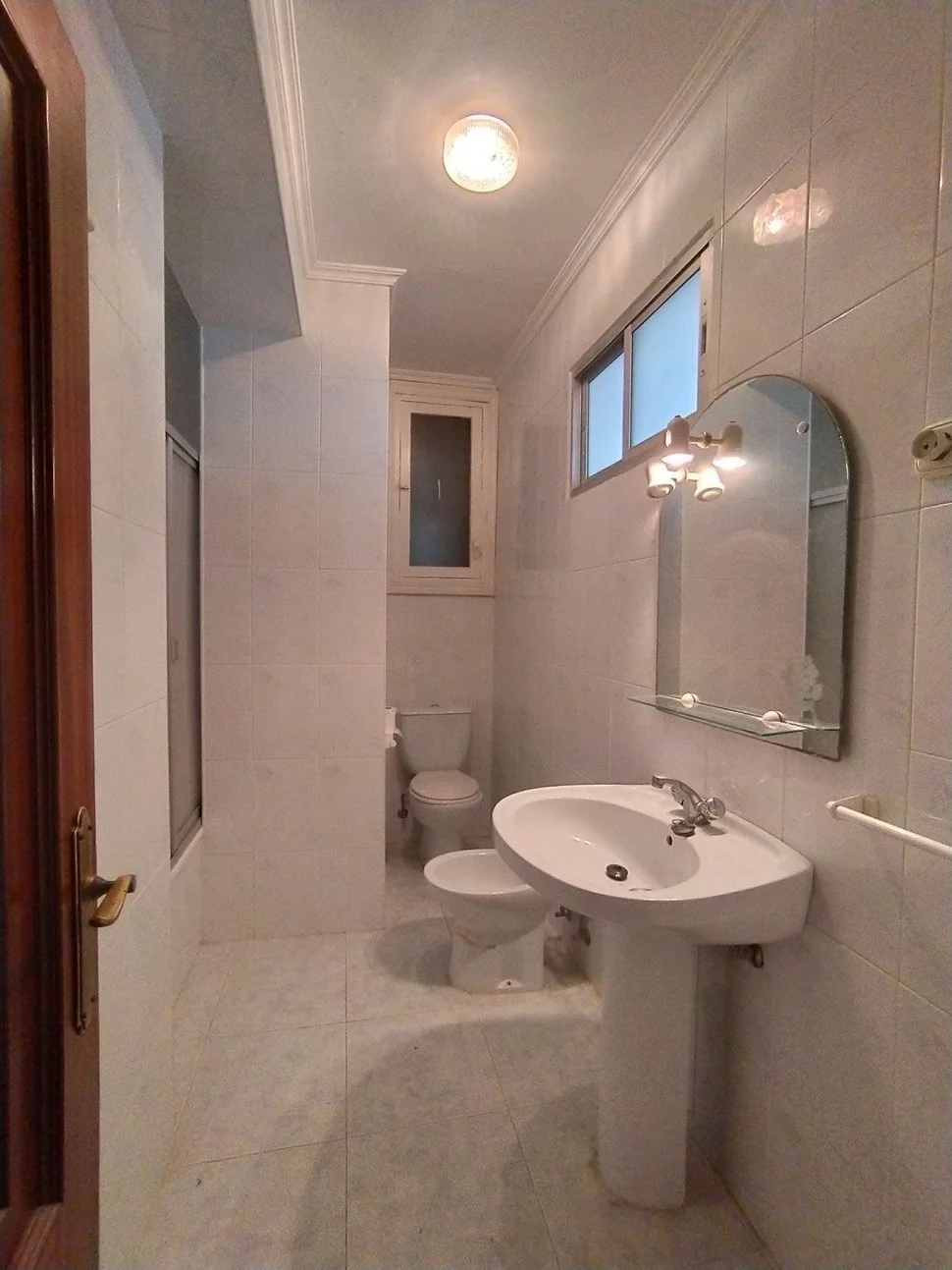 Se Vende Duplex Descendente para Reforma Integral (Caranza)