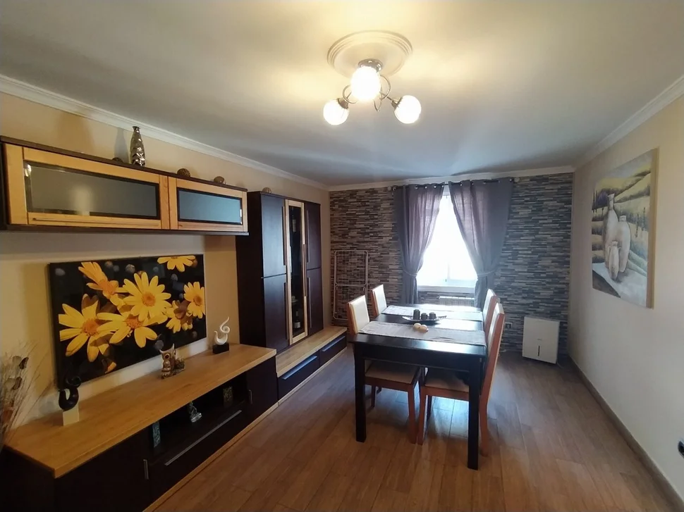 Se vende 2º piso con trastero y garaje en santa cecilia