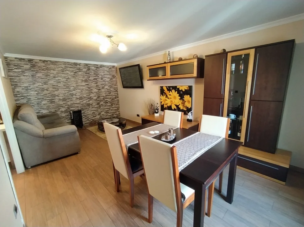 Se vende 2º piso con trastero y garaje en santa cecilia