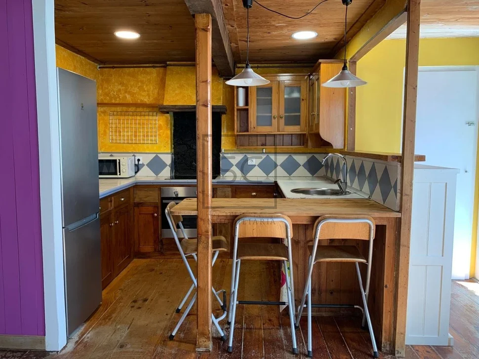 Casa adosada en pleno centro, ferrol