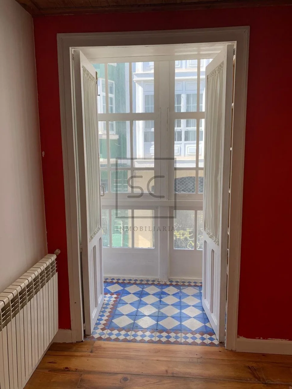 Casa adosada en pleno centro, ferrol