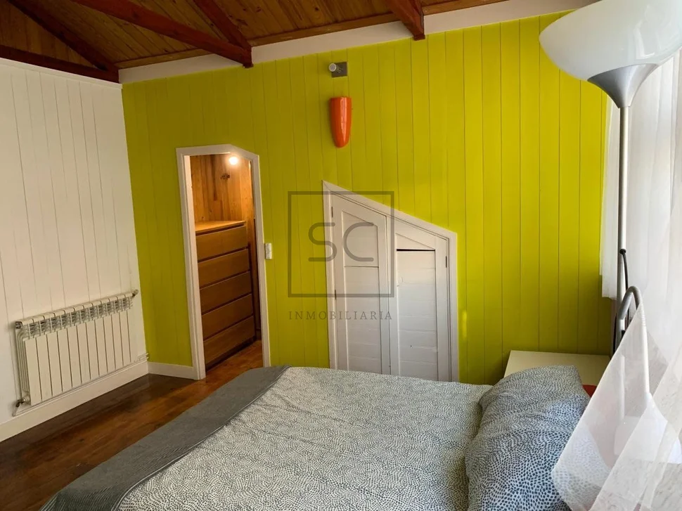 Casa adosada en pleno centro, ferrol