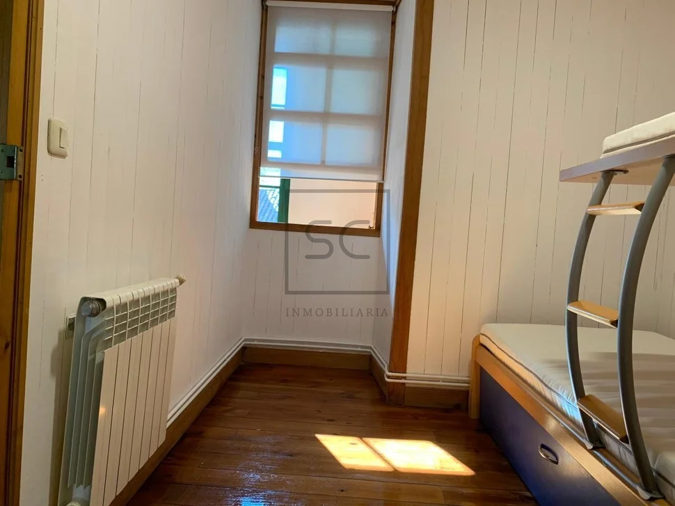 Casa adosada en pleno centro, ferrol