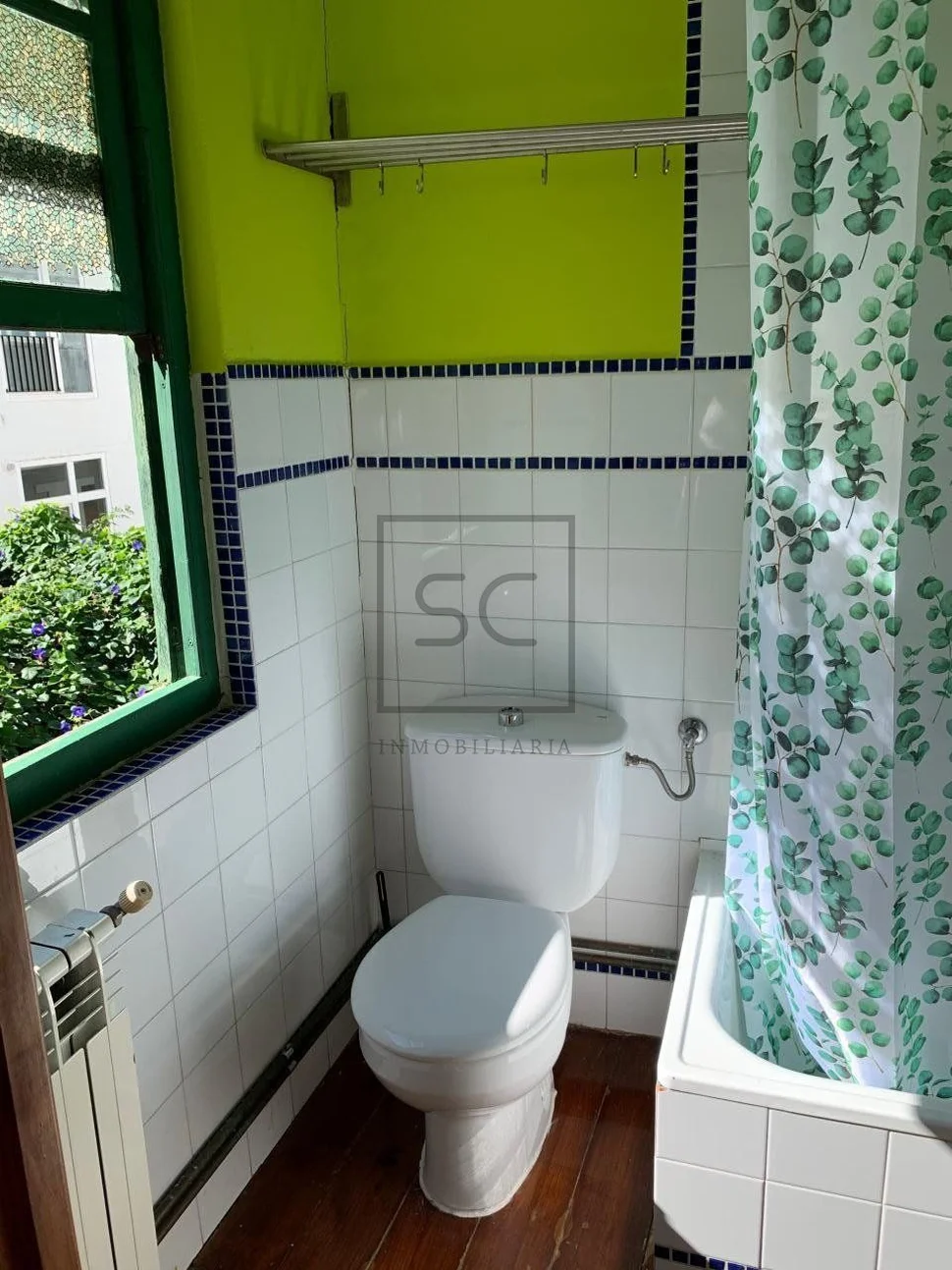 Casa adosada en pleno centro, ferrol