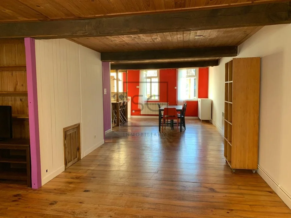 Casa adosada en pleno centro, ferrol