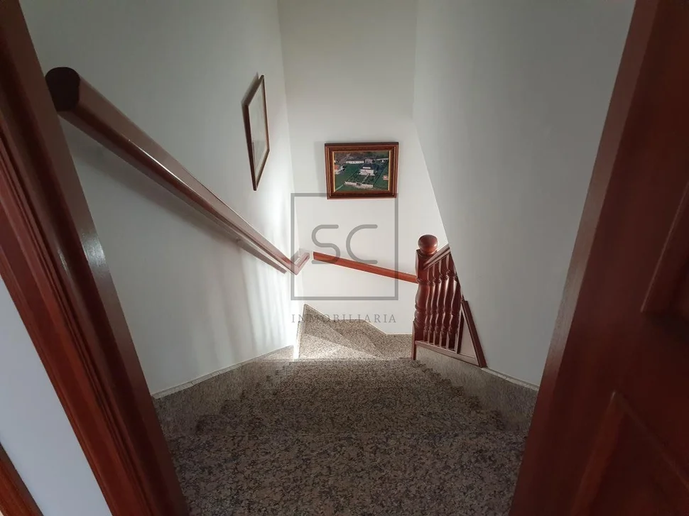 Chalet con piscina bodegas y finca en san sadueniño, san saturnino