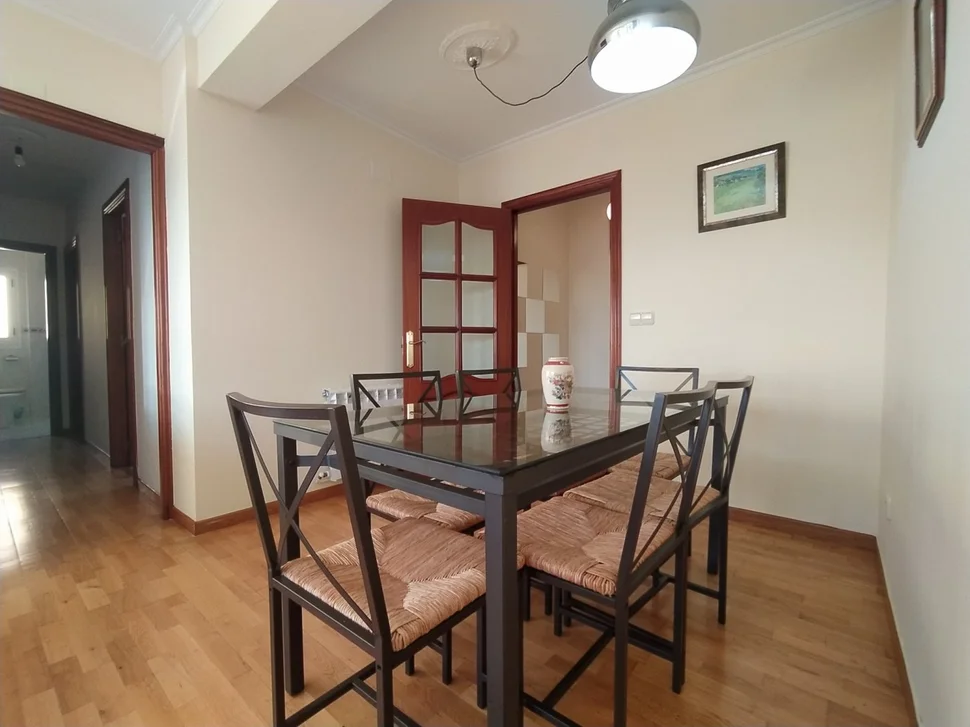 Se vende piso con ascensor en caranza próximo a la playa