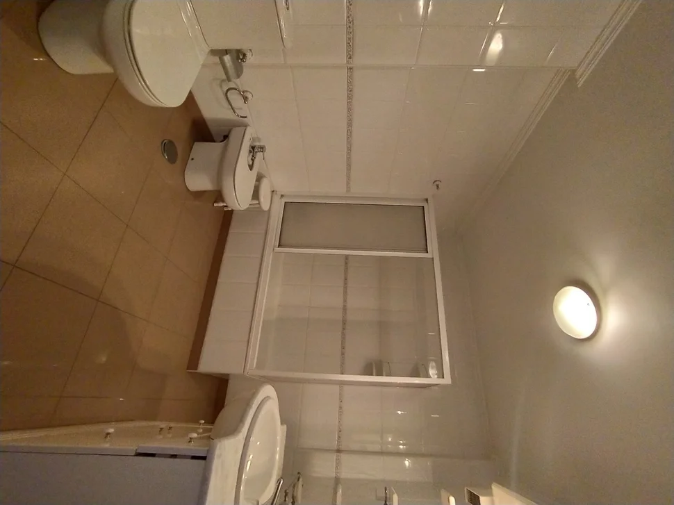 Se vende o alquila ático con ascensor y sin muebles en ultramar