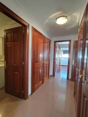 Se vende o alquila ático con ascensor y sin muebles en ultramar