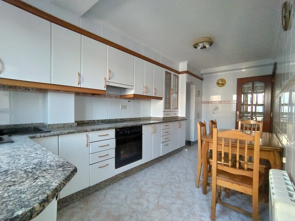 Se vende 3º con terraza en freixeiro
