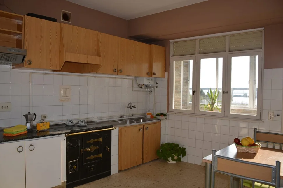 Se vende o alquila piso en neda