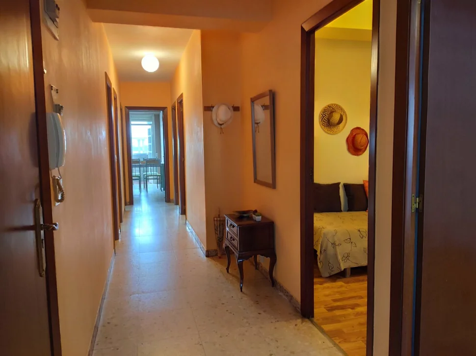 Se vende o alquila piso en neda