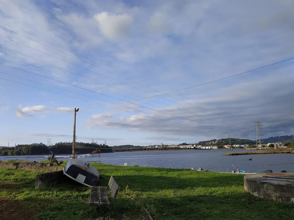 Se vende o alquila piso en neda