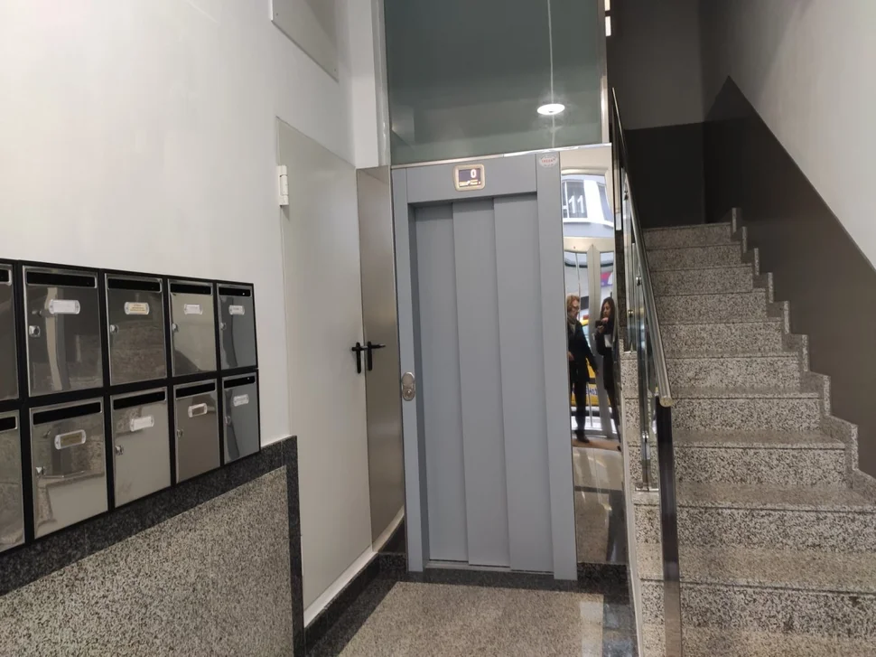 Se alquila piso en ultramar