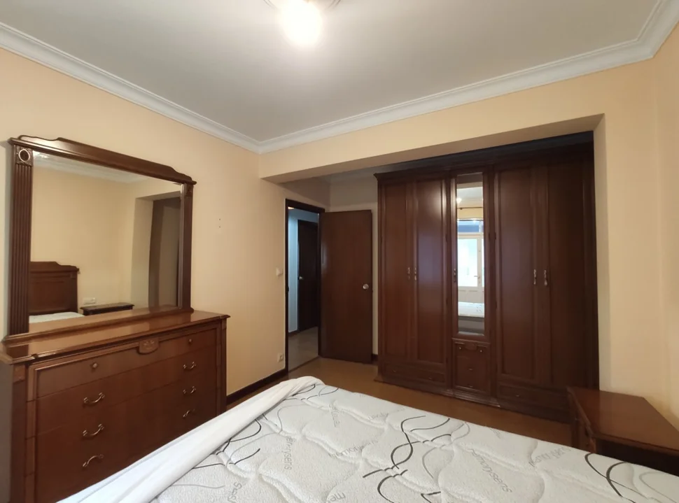 Se alquila piso en ultramar